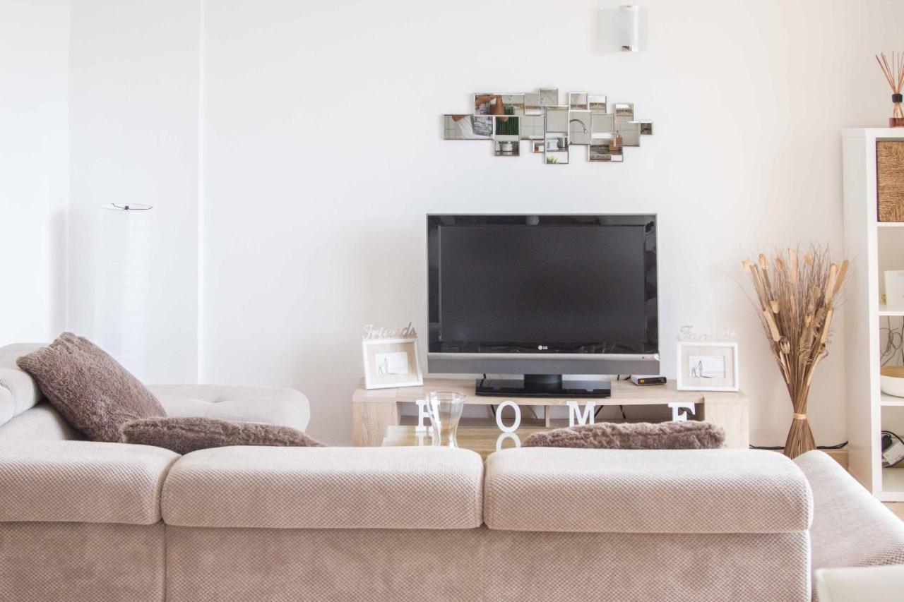 Chic Apartment In Playa Paraiso Адехе Екстериор снимка